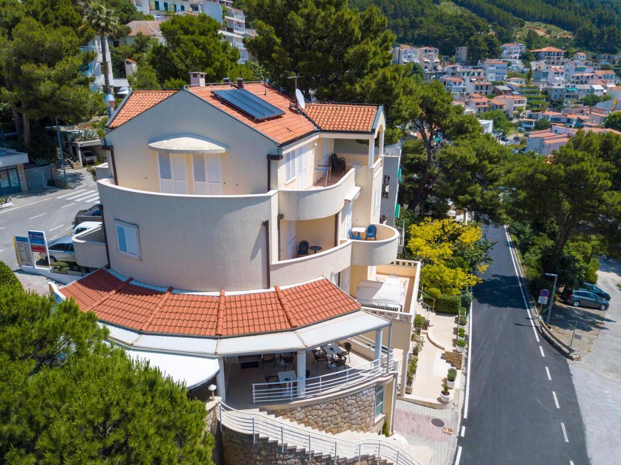Villa Dalmatino Brela Eksteriør billede